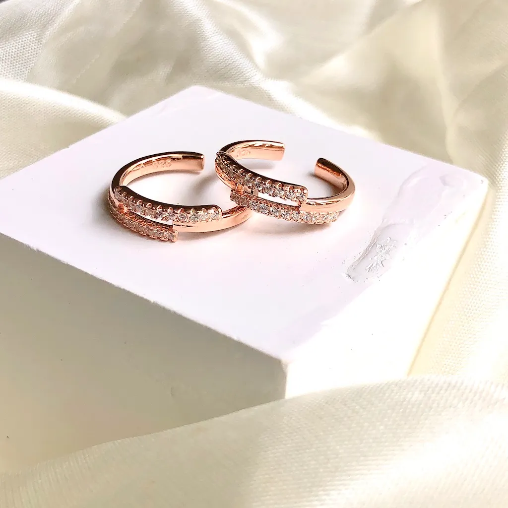 Criss Cross RoseGold Toe Rings