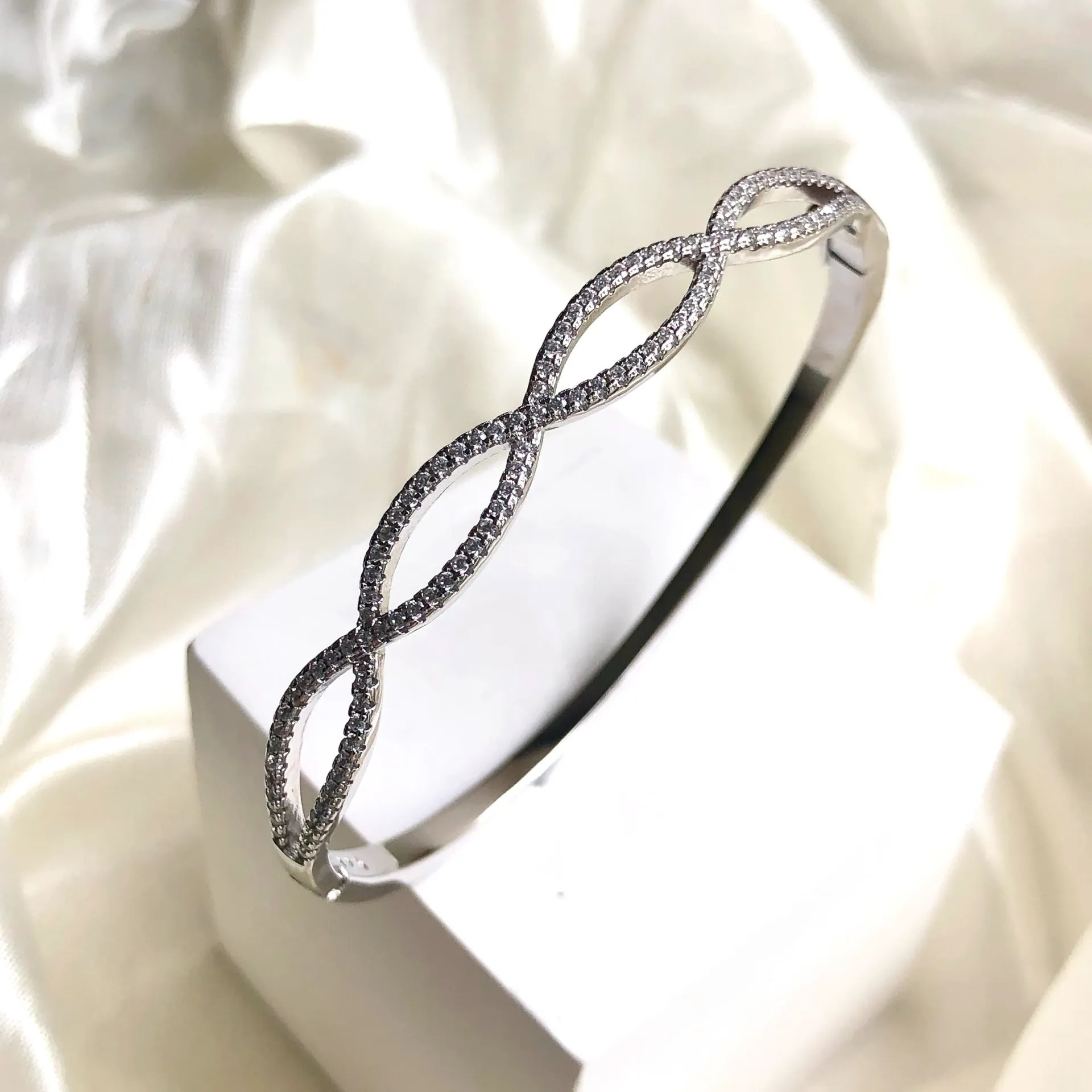 Twisted Kada