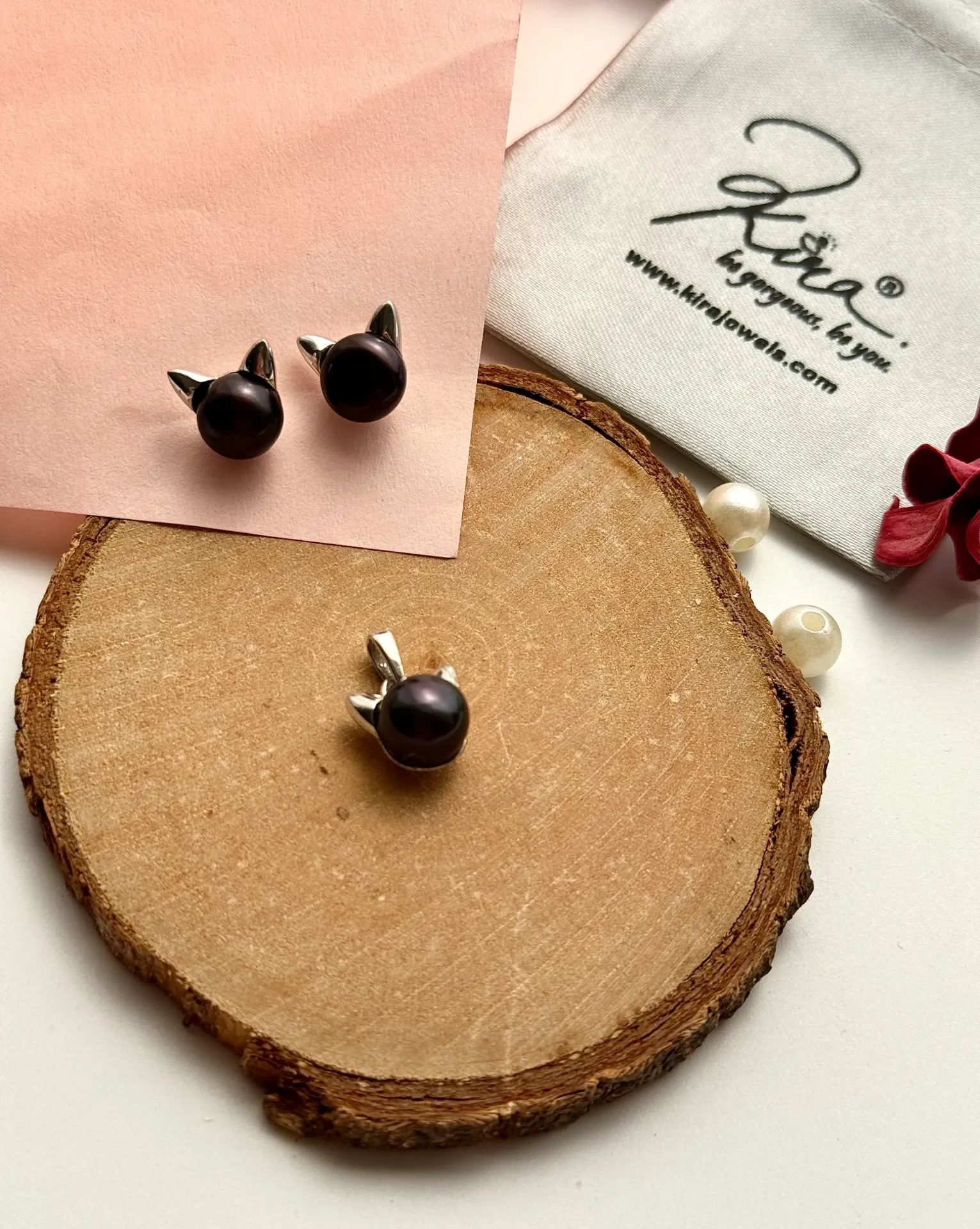 Mickey Pearl Pendant Set