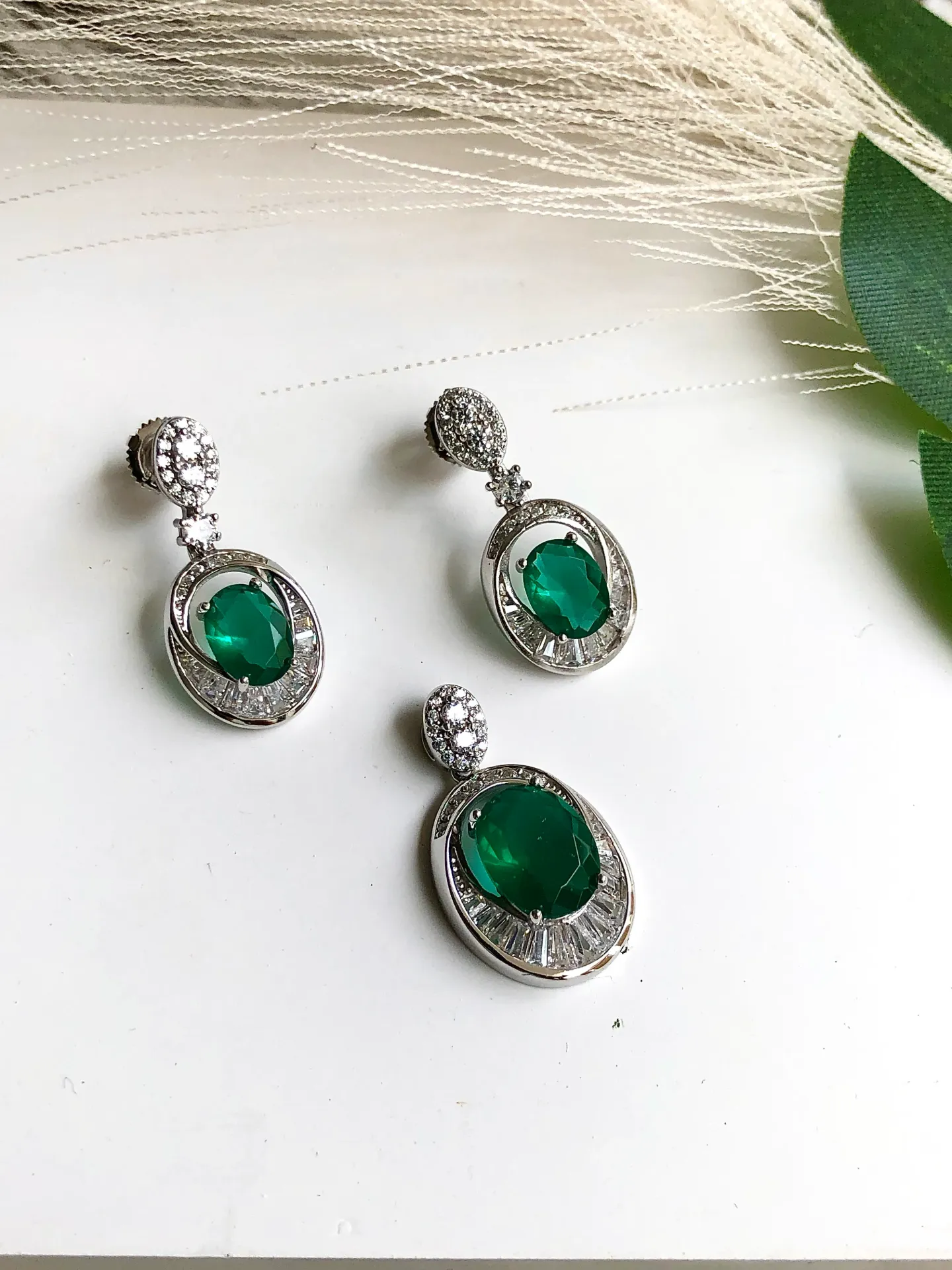 Green Pendant Set