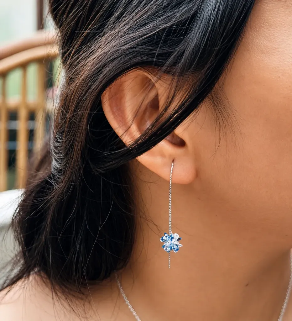 Meena Suhi Dhaga Earrings