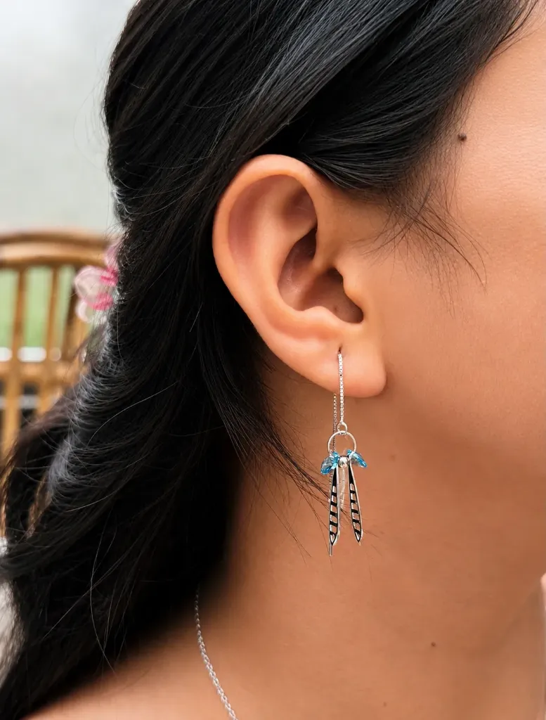 Silver Suhi Dhaga Earrings