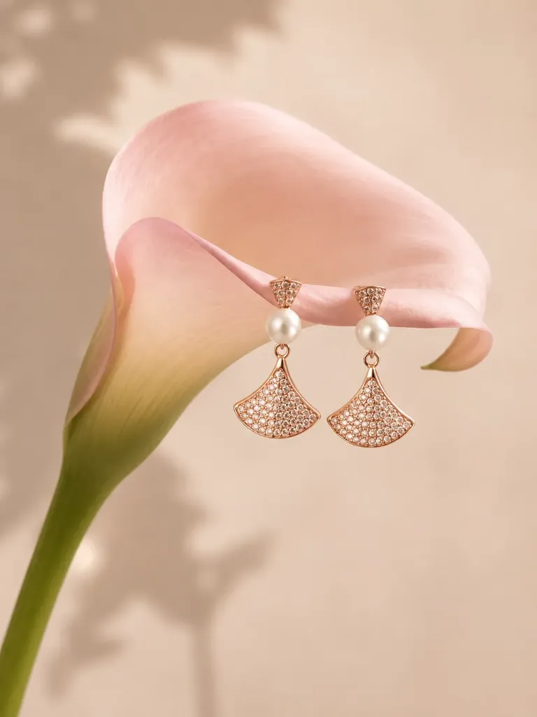 Rosegold Pearl Earrings