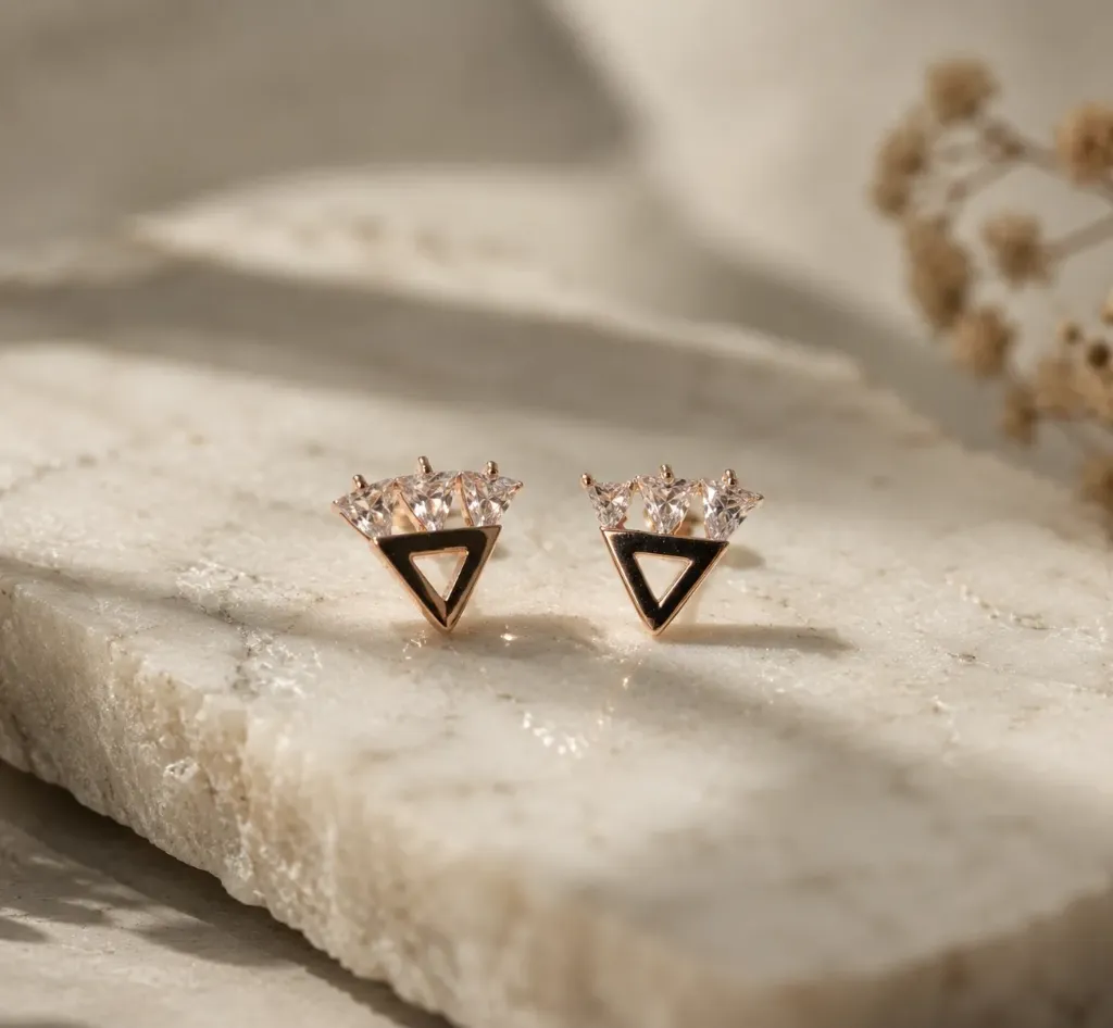 Rosegold Triangle Studs