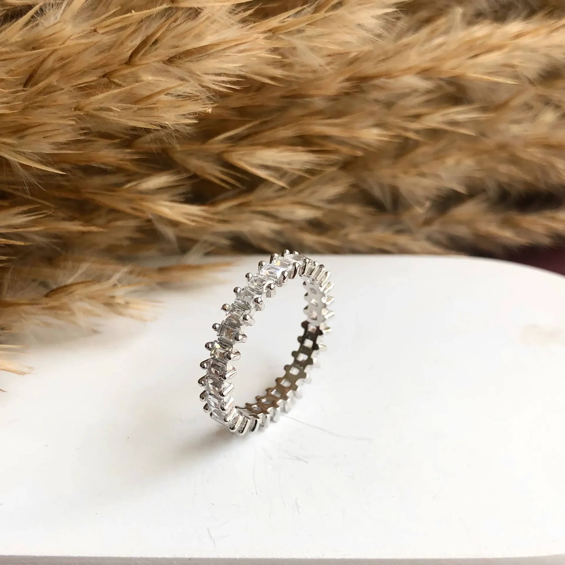 Silver Daisy Band