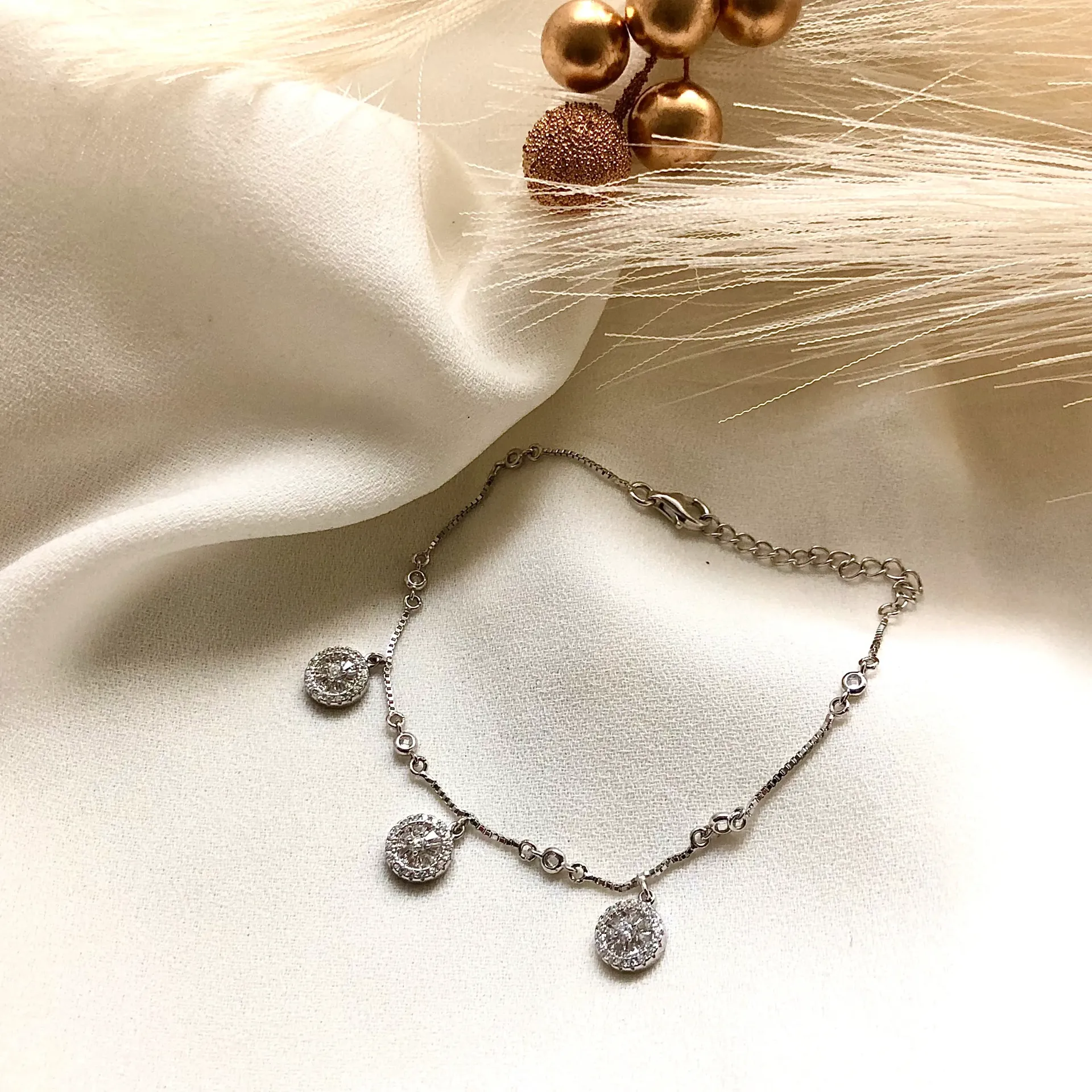 Silver Dangler Bracelet