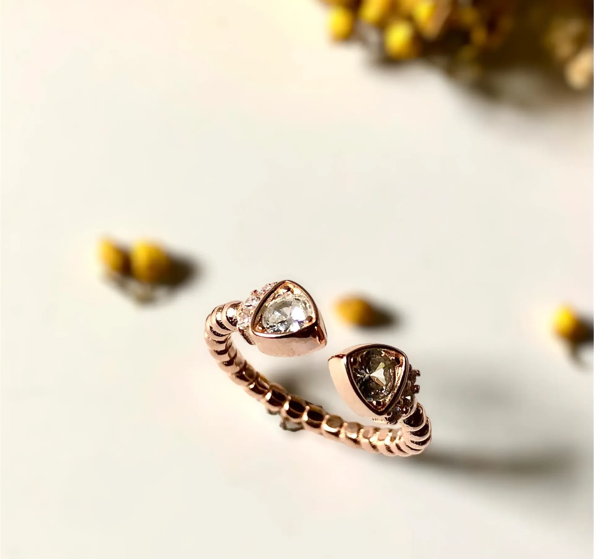 RoeGold Pear Ring